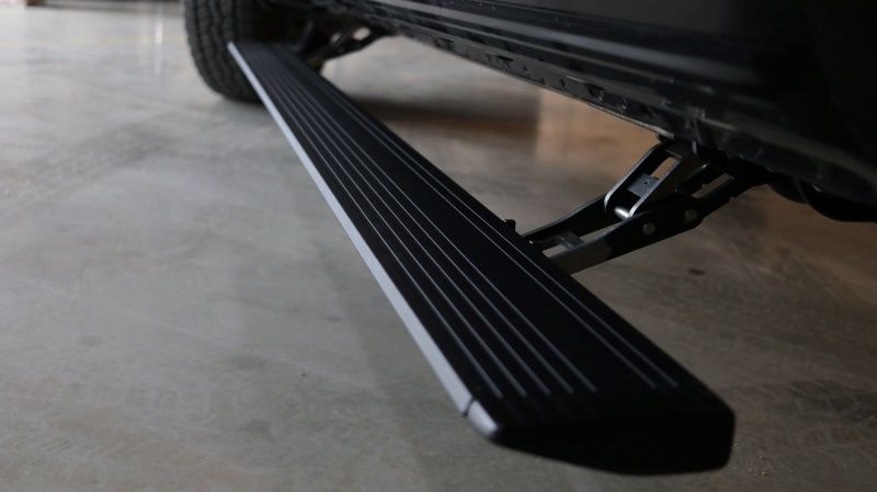 Estribo Elétrico Ram 2500/ 1500 Classic/ ... Estribo Elétrico Ram 2500/ 1500 Classic/ ...