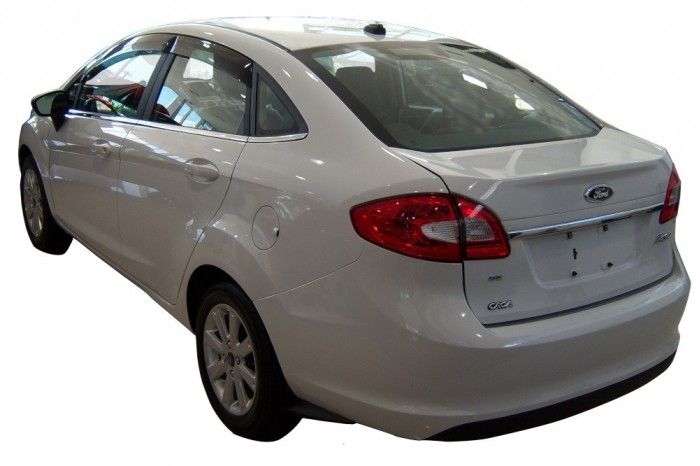Calha de Chuva New Fiesta Sedan 11/   Calha de Chuva New Fiesta Sedan 11/
